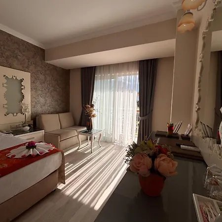 Отель Grand Mir'amor Hotel&spa 5*